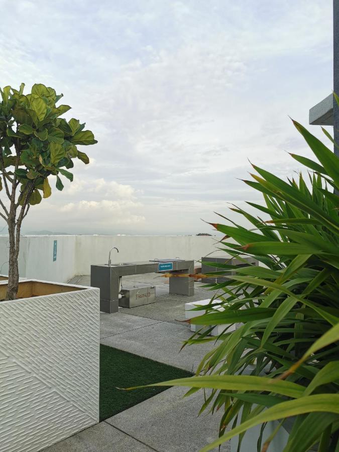 Апартаменты Kajang Industrial House With Olympic Size Swimming Pool Экстерьер фото